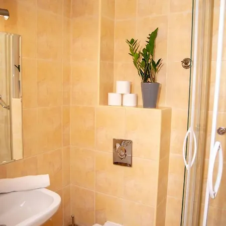 Weranda Rooms
