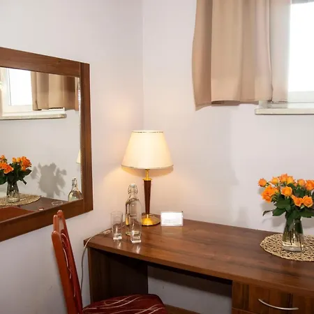 Weranda Rooms Inn