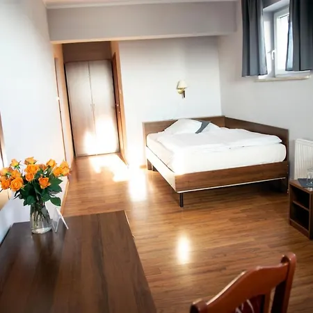 Inn Weranda Rooms
