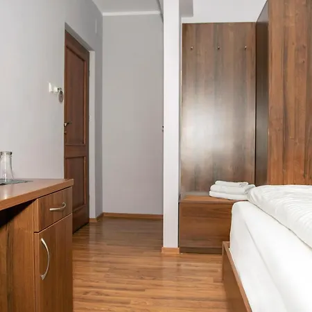 Weranda Rooms