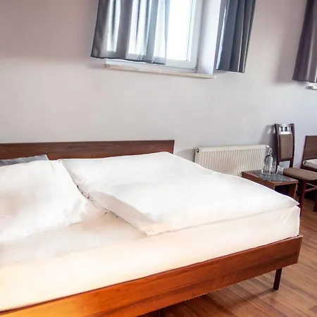 Weranda Rooms Inn *