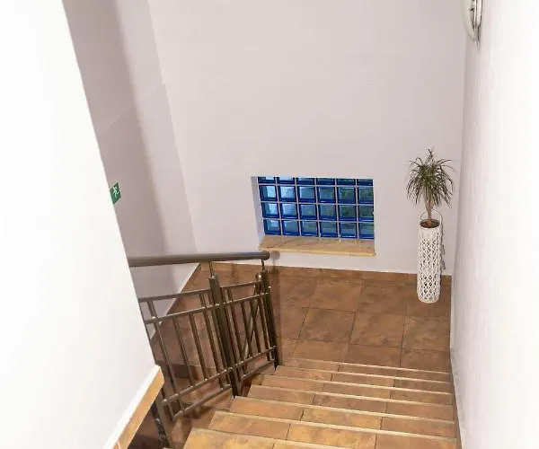 Weranda Rooms Мини-отель *